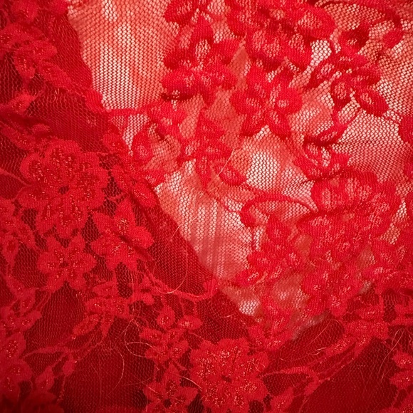 Torrid Twisted Tees Red Ruched 3/4 Sleeve Backless Lace Blouse - Picture 5 of 7